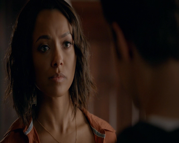 VampireDiaries-dot-nl_VampireDiaries-8x06DetouredOnSomeRandomBackwoodsPathToHell0923.jpg