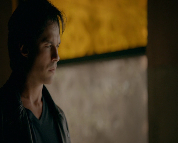 VampireDiaries-dot-nl_VampireDiaries-8x06DetouredOnSomeRandomBackwoodsPathToHell0996.jpg