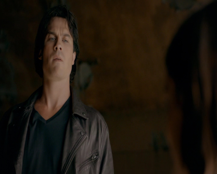 VampireDiaries-dot-nl_VampireDiaries-8x06DetouredOnSomeRandomBackwoodsPathToHell1001.jpg