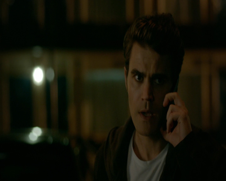 VampireDiaries-dot-nl_VampireDiaries-8x06DetouredOnSomeRandomBackwoodsPathToHell1226.jpg