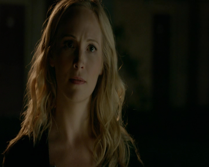 VampireDiaries-dot-nl_VampireDiaries-8x06DetouredOnSomeRandomBackwoodsPathToHell1278.jpg