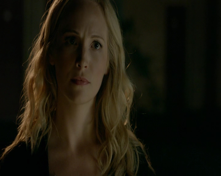 VampireDiaries-dot-nl_VampireDiaries-8x06DetouredOnSomeRandomBackwoodsPathToHell1283.jpg