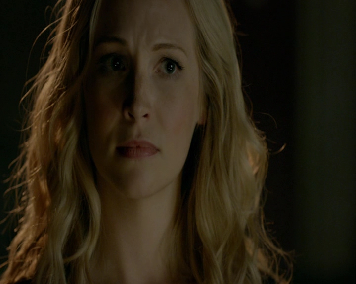 VampireDiaries-dot-nl_VampireDiaries-8x06DetouredOnSomeRandomBackwoodsPathToHell1291.jpg