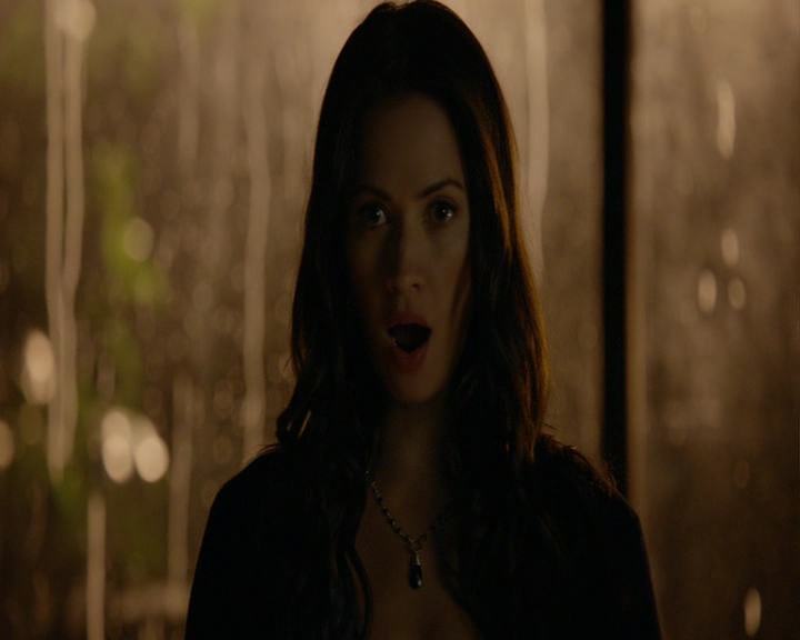 VampireDiaries-dot-nl_VampireDiaries-8x06DetouredOnSomeRandomBackwoodsPathToHell1301.jpg