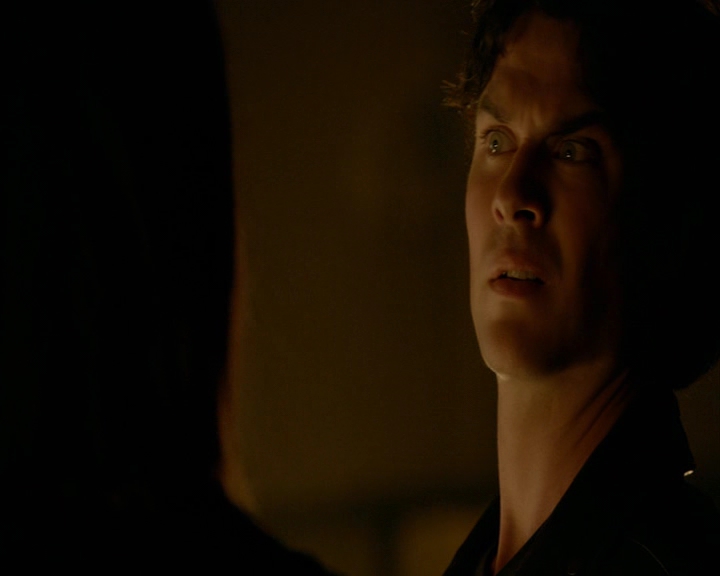 VampireDiaries-dot-nl_VampireDiaries-8x06DetouredOnSomeRandomBackwoodsPathToHell1314.jpg