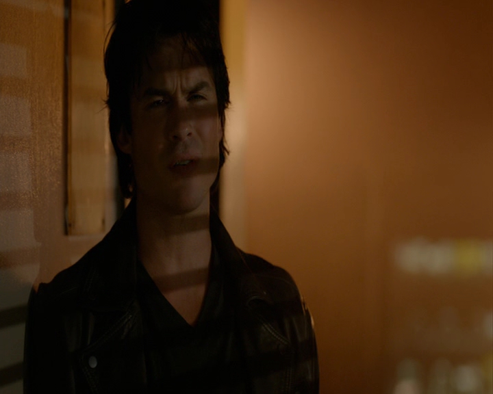 VampireDiaries-dot-nl_VampireDiaries-8x06DetouredOnSomeRandomBackwoodsPathToHell1440.jpg