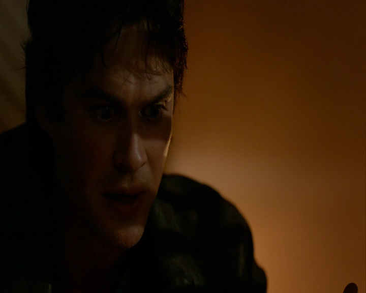 VampireDiaries-dot-nl_VampireDiaries-8x06DetouredOnSomeRandomBackwoodsPathToHell1531.jpg