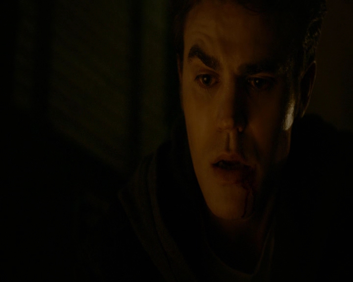 VampireDiaries-dot-nl_VampireDiaries-8x06DetouredOnSomeRandomBackwoodsPathToHell1554.jpg