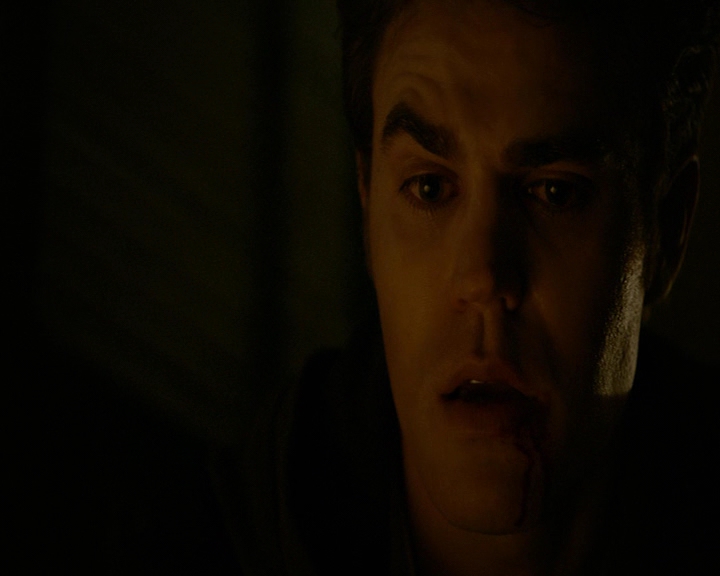 VampireDiaries-dot-nl_VampireDiaries-8x06DetouredOnSomeRandomBackwoodsPathToHell1559.jpg