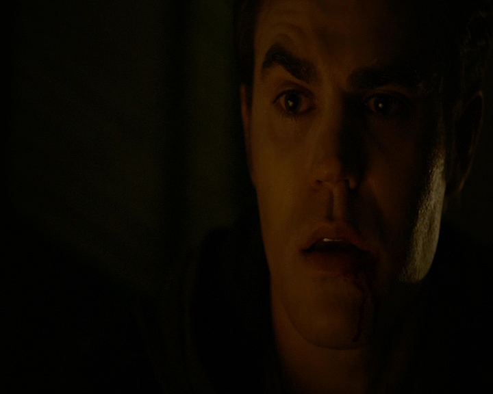 VampireDiaries-dot-nl_VampireDiaries-8x06DetouredOnSomeRandomBackwoodsPathToHell1560.jpg