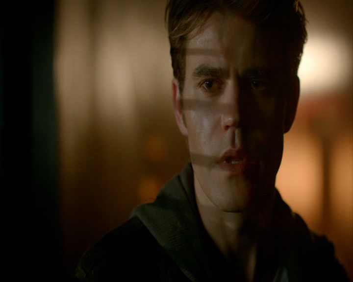 VampireDiaries-dot-nl_VampireDiaries-8x06DetouredOnSomeRandomBackwoodsPathToHell1569.jpg