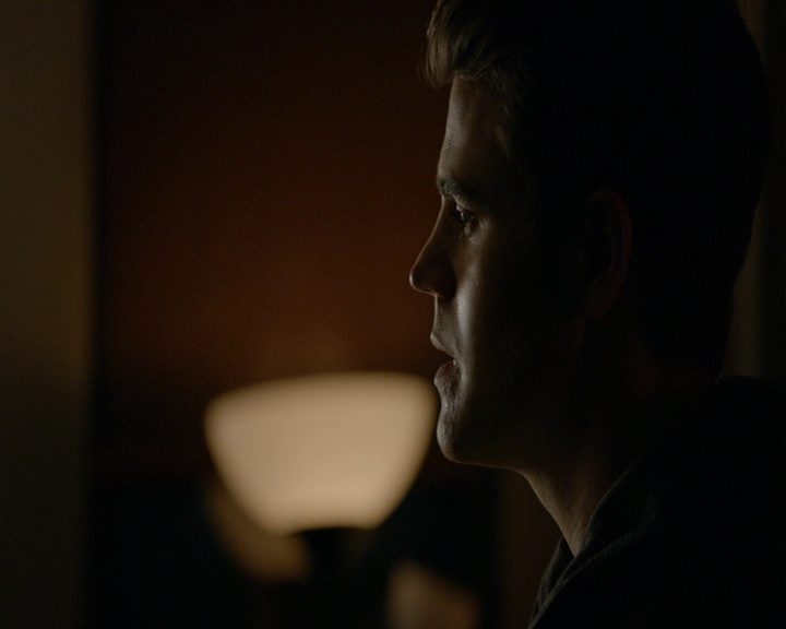 VampireDiaries-dot-nl_VampireDiaries-8x06DetouredOnSomeRandomBackwoodsPathToHell1669.jpg