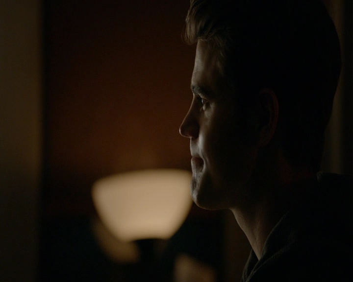 VampireDiaries-dot-nl_VampireDiaries-8x06DetouredOnSomeRandomBackwoodsPathToHell1670.jpg