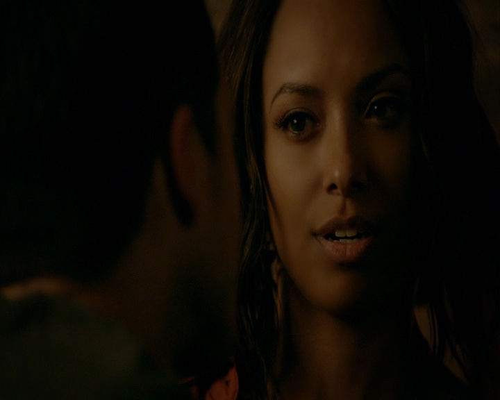 VampireDiaries-dot-nl_VampireDiaries-8x06DetouredOnSomeRandomBackwoodsPathToHell1741.jpg