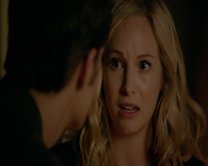 VampireDiaries-dot-nl_VampireDiaries-8x06DetouredOnSomeRandomBackwoodsPathToHell2012.jpg