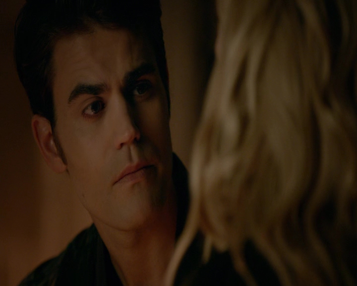 VampireDiaries-dot-nl_VampireDiaries-8x06DetouredOnSomeRandomBackwoodsPathToHell2014.jpg