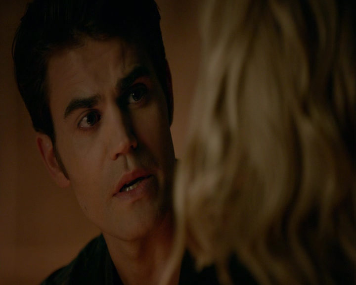 VampireDiaries-dot-nl_VampireDiaries-8x06DetouredOnSomeRandomBackwoodsPathToHell2038.jpg