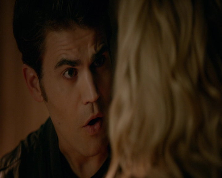 VampireDiaries-dot-nl_VampireDiaries-8x06DetouredOnSomeRandomBackwoodsPathToHell2067.jpg