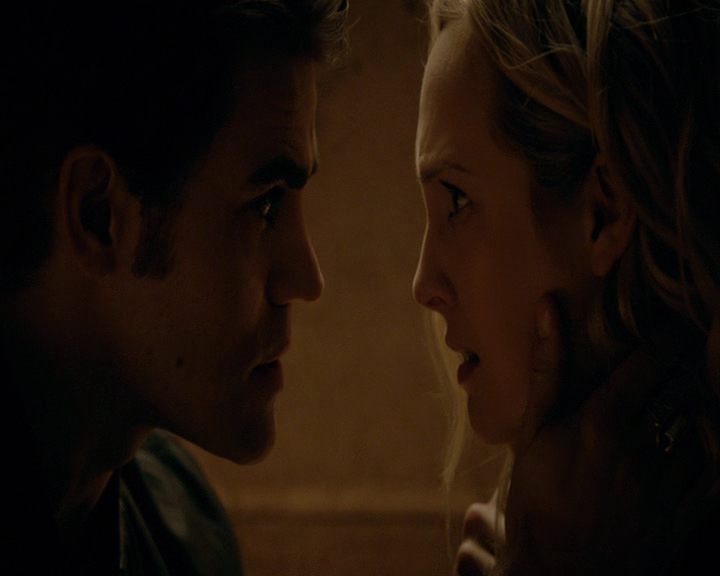 VampireDiaries-dot-nl_VampireDiaries-8x06DetouredOnSomeRandomBackwoodsPathToHell2074.jpg