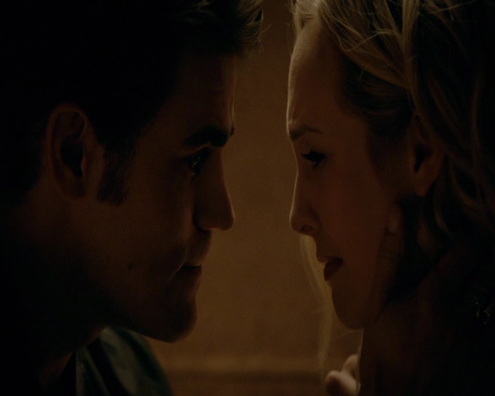 VampireDiaries-dot-nl_VampireDiaries-8x06DetouredOnSomeRandomBackwoodsPathToHell2082.jpg