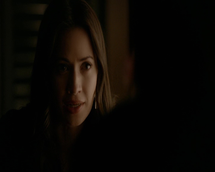 VampireDiaries-dot-nl_VampireDiaries-8x06DetouredOnSomeRandomBackwoodsPathToHell2096.jpg