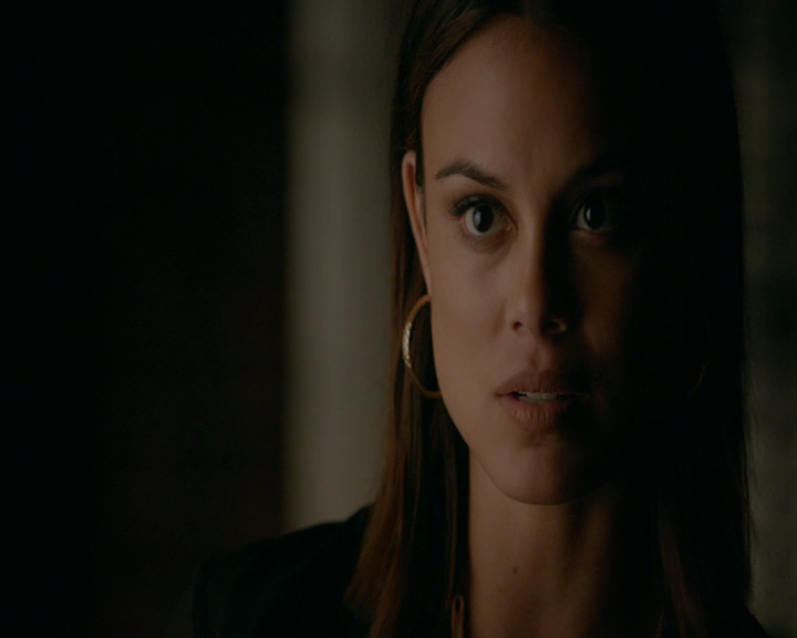 VampireDiaries-dot-nl_VampireDiaries-8x06DetouredOnSomeRandomBackwoodsPathToHell2120.jpg