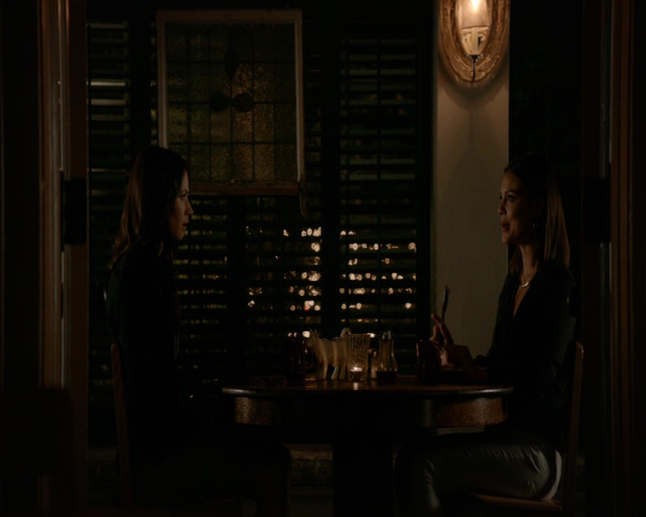 VampireDiaries-dot-nl_VampireDiaries-8x06DetouredOnSomeRandomBackwoodsPathToHell2142.jpg