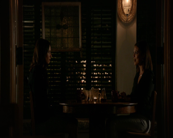 VampireDiaries-dot-nl_VampireDiaries-8x06DetouredOnSomeRandomBackwoodsPathToHell2143.jpg