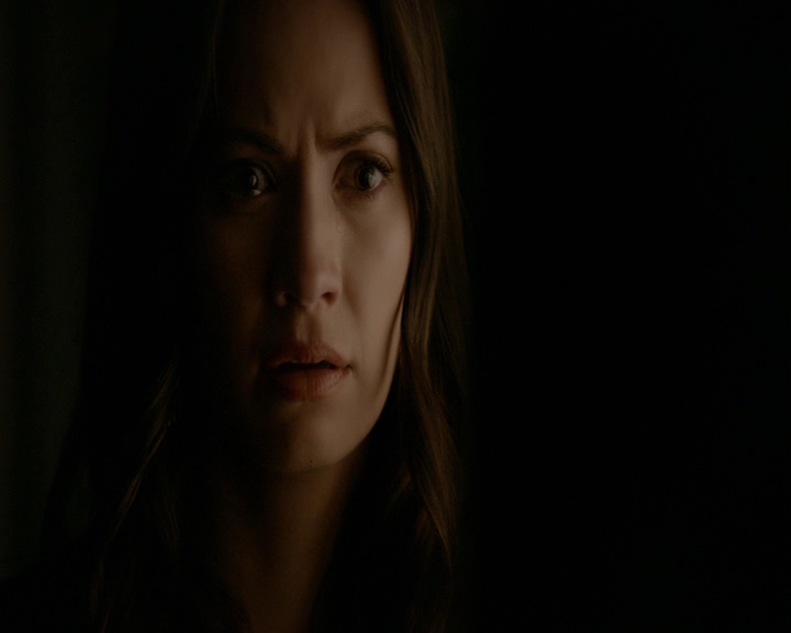 VampireDiaries-dot-nl_VampireDiaries-8x06DetouredOnSomeRandomBackwoodsPathToHell2148.jpg