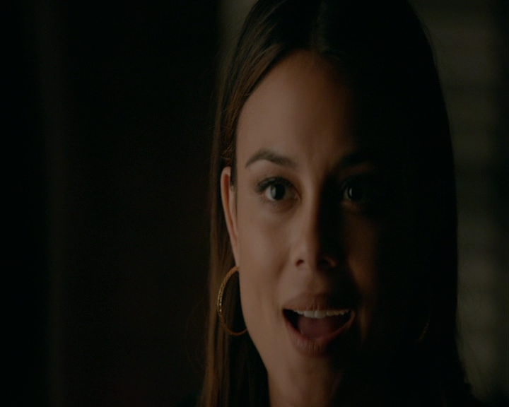 VampireDiaries-dot-nl_VampireDiaries-8x06DetouredOnSomeRandomBackwoodsPathToHell2151.jpg