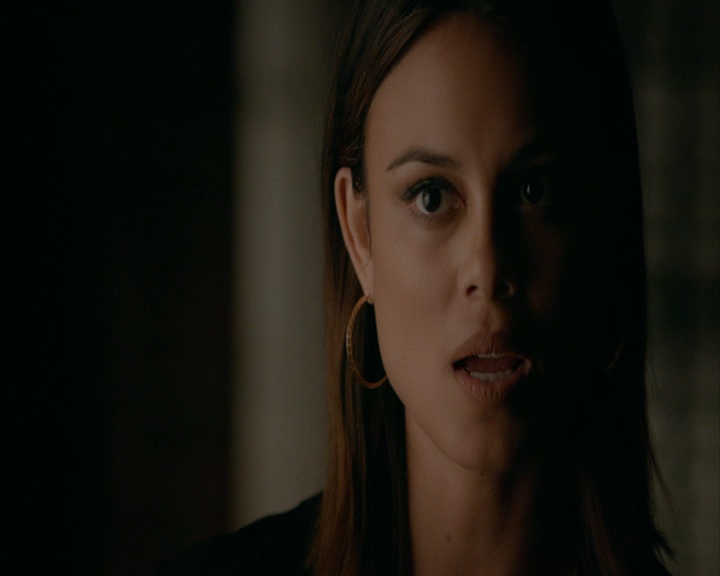 VampireDiaries-dot-nl_VampireDiaries-8x06DetouredOnSomeRandomBackwoodsPathToHell2164.jpg