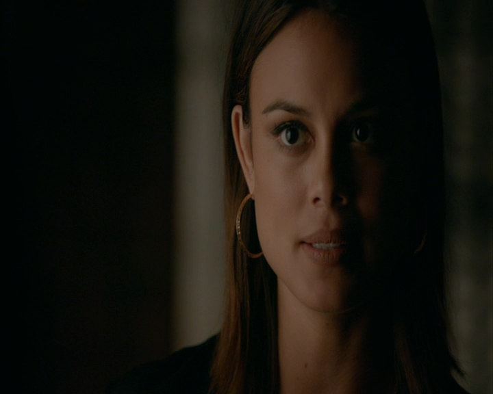 VampireDiaries-dot-nl_VampireDiaries-8x06DetouredOnSomeRandomBackwoodsPathToHell2166.jpg