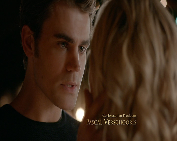 VampireDiaries-dot-nl_VVampireDiaries-dot-nl_VampireDiaries-8x07TheNextTimeIHurtSomebodyItCouldBeYou0146.jpg