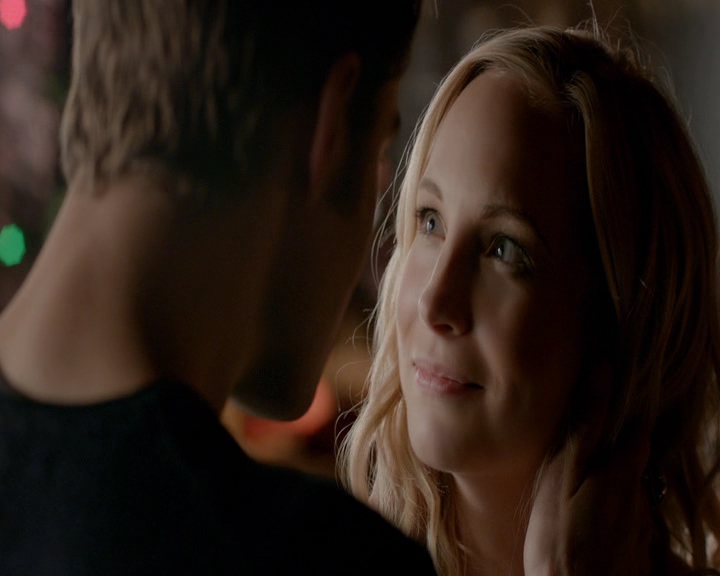 VampireDiaries-dot-nl_VVampireDiaries-dot-nl_VampireDiaries-8x07TheNextTimeIHurtSomebodyItCouldBeYou0148.jpg