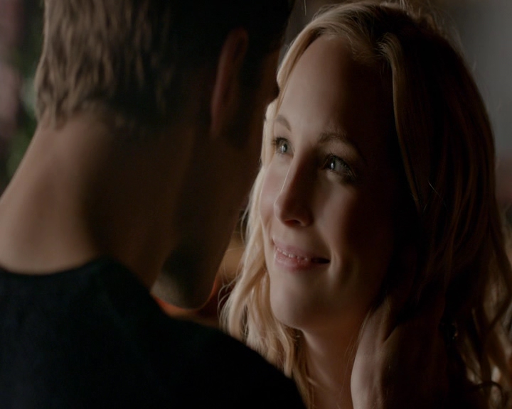 VampireDiaries-dot-nl_VVampireDiaries-dot-nl_VampireDiaries-8x07TheNextTimeIHurtSomebodyItCouldBeYou0149.jpg