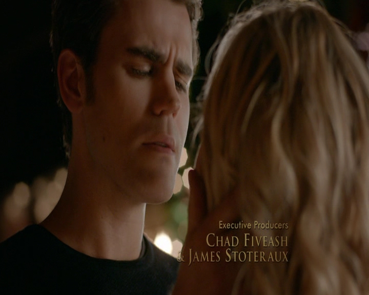 VampireDiaries-dot-nl_VVampireDiaries-dot-nl_VampireDiaries-8x07TheNextTimeIHurtSomebodyItCouldBeYou0151.jpg