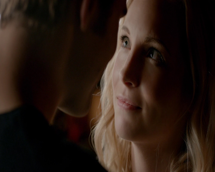 VampireDiaries-dot-nl_VVampireDiaries-dot-nl_VampireDiaries-8x07TheNextTimeIHurtSomebodyItCouldBeYou0160.jpg