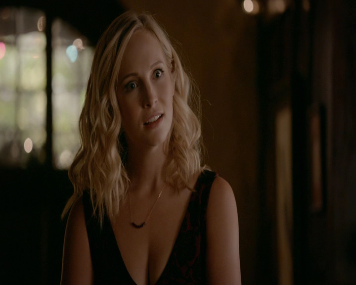 VampireDiaries-dot-nl_VVampireDiaries-dot-nl_VampireDiaries-8x07TheNextTimeIHurtSomebodyItCouldBeYou0200.jpg