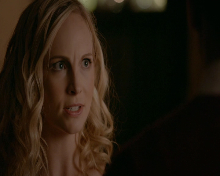 VampireDiaries-dot-nl_VVampireDiaries-dot-nl_VampireDiaries-8x07TheNextTimeIHurtSomebodyItCouldBeYou0210.jpg