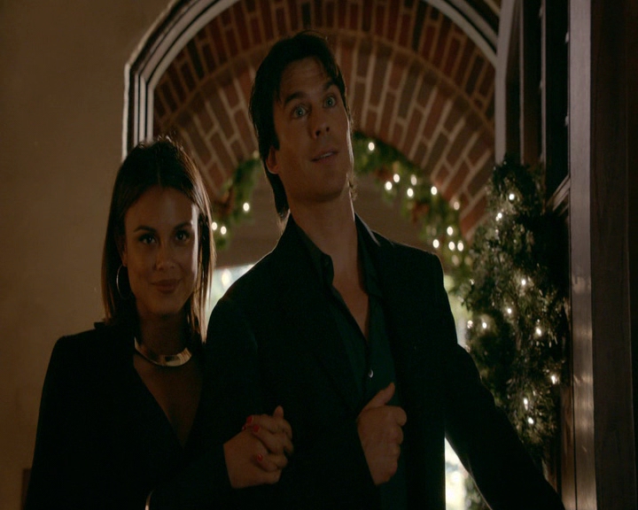 VampireDiaries-dot-nl_VVampireDiaries-dot-nl_VampireDiaries-8x07TheNextTimeIHurtSomebodyItCouldBeYou0229.jpg