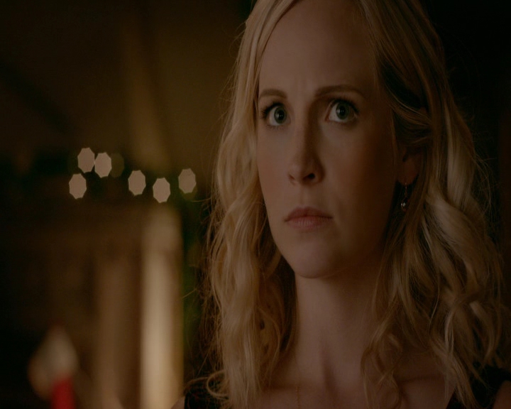 VampireDiaries-dot-nl_VVampireDiaries-dot-nl_VampireDiaries-8x07TheNextTimeIHurtSomebodyItCouldBeYou0242.jpg