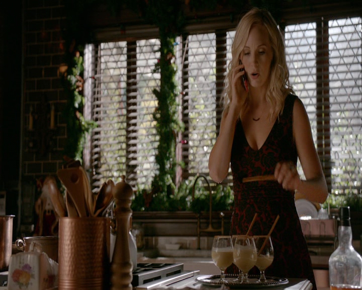 VampireDiaries-dot-nl_VVampireDiaries-dot-nl_VampireDiaries-8x07TheNextTimeIHurtSomebodyItCouldBeYou0297.jpg