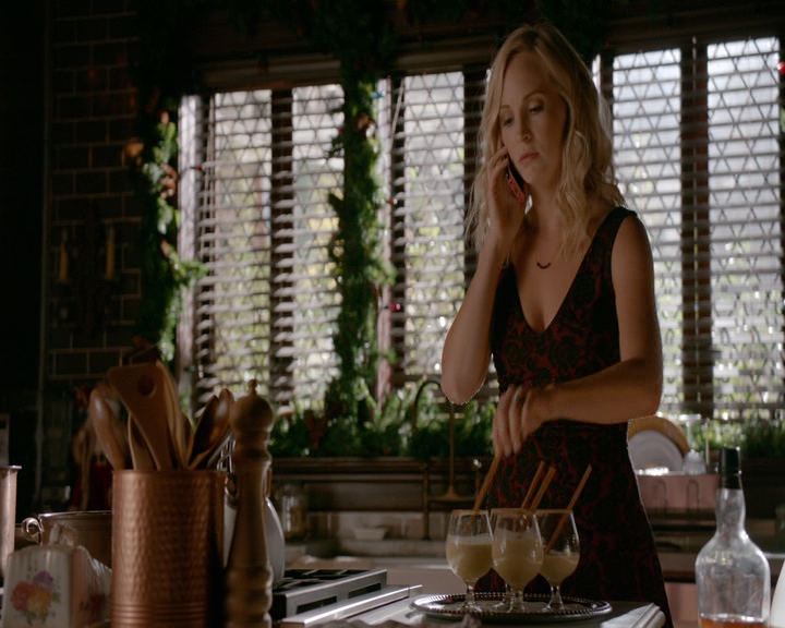 VampireDiaries-dot-nl_VVampireDiaries-dot-nl_VampireDiaries-8x07TheNextTimeIHurtSomebodyItCouldBeYou0299.jpg