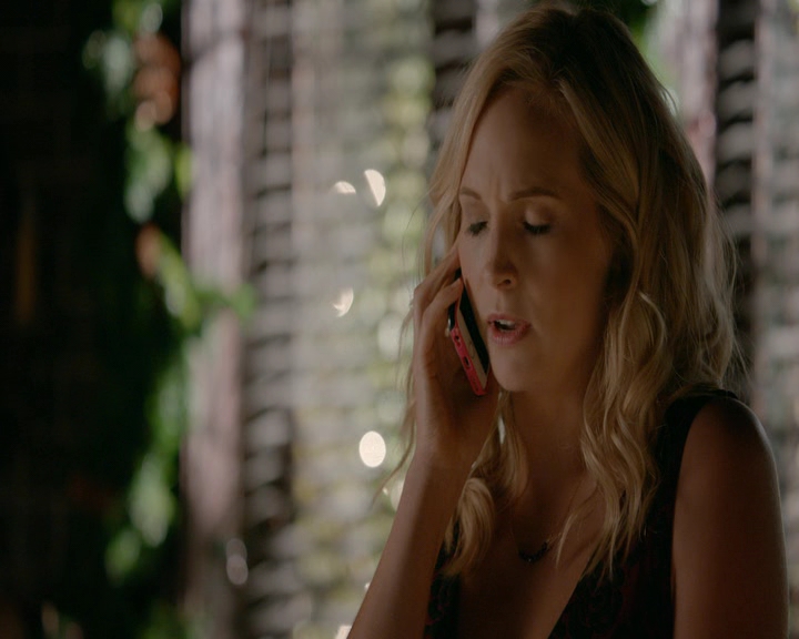 VampireDiaries-dot-nl_VVampireDiaries-dot-nl_VampireDiaries-8x07TheNextTimeIHurtSomebodyItCouldBeYou0312.jpg