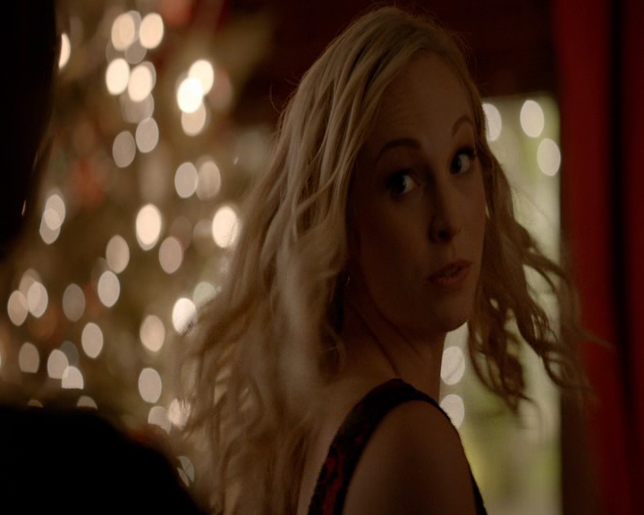 VampireDiaries-dot-nl_VVampireDiaries-dot-nl_VampireDiaries-8x07TheNextTimeIHurtSomebodyItCouldBeYou0365.jpg