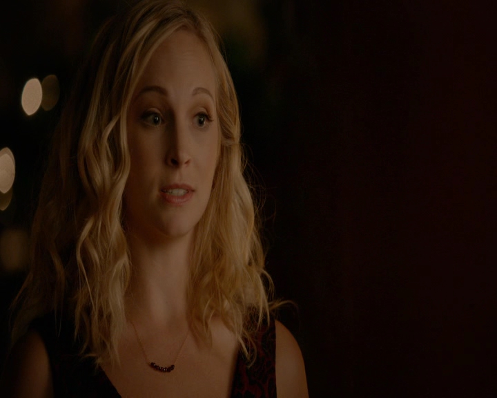 VampireDiaries-dot-nl_VVampireDiaries-dot-nl_VampireDiaries-8x07TheNextTimeIHurtSomebodyItCouldBeYou0368.jpg