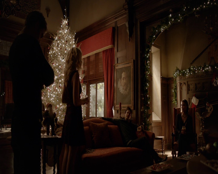 VampireDiaries-dot-nl_VVampireDiaries-dot-nl_VampireDiaries-8x07TheNextTimeIHurtSomebodyItCouldBeYou0371.jpg