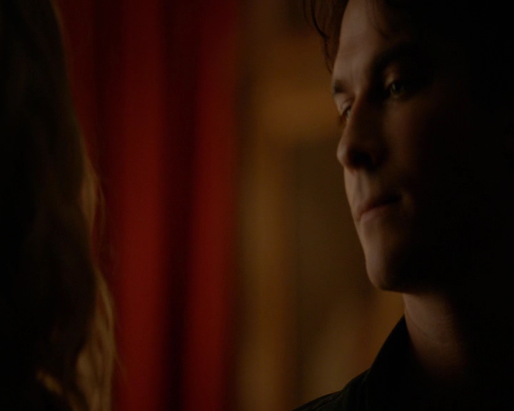 VampireDiaries-dot-nl_VVampireDiaries-dot-nl_VampireDiaries-8x07TheNextTimeIHurtSomebodyItCouldBeYou0390.jpg