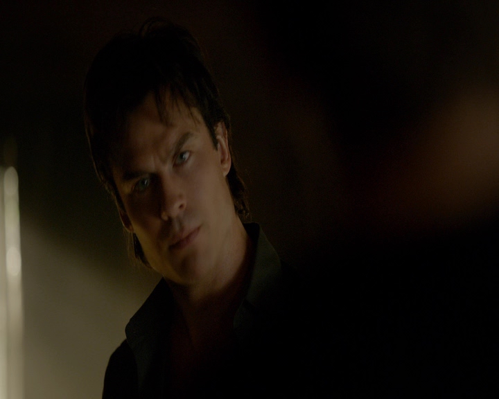 VampireDiaries-dot-nl_VVampireDiaries-dot-nl_VampireDiaries-8x07TheNextTimeIHurtSomebodyItCouldBeYou0394.jpg