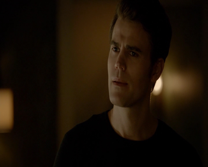 VampireDiaries-dot-nl_VVampireDiaries-dot-nl_VampireDiaries-8x07TheNextTimeIHurtSomebodyItCouldBeYou0403.jpg